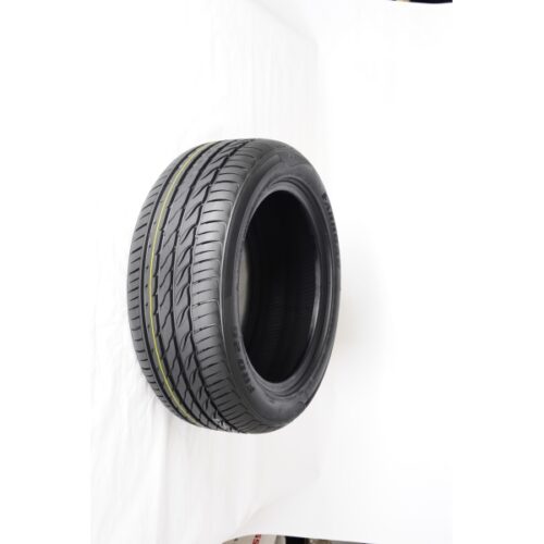 LLANTA FARROAD FRD26 215/45 ZR17